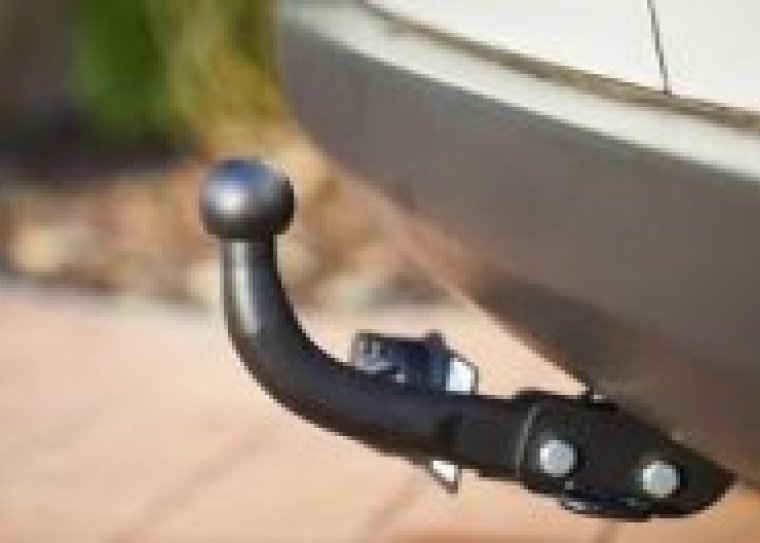 Testing_renewal of the LPG system_installation of the tow hook_Mazzarolo_workshop_fonte_treviso.jpg