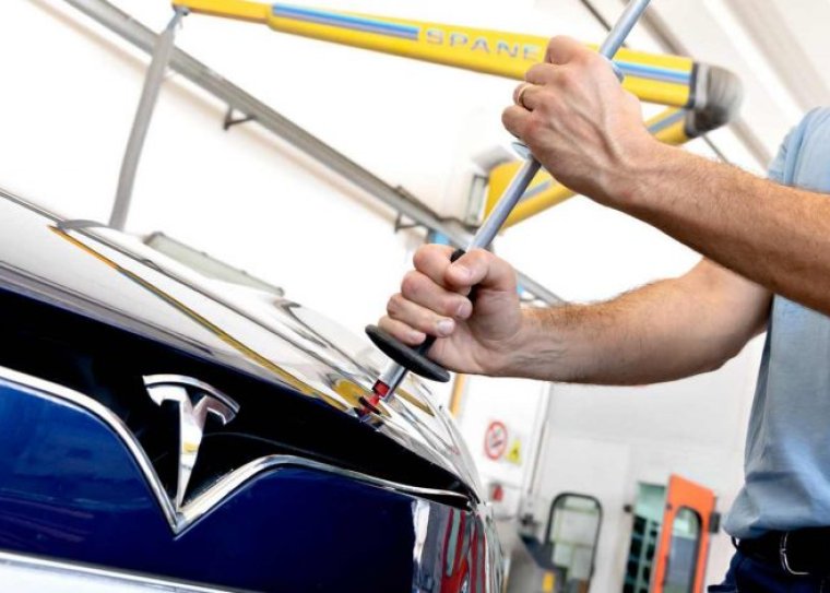 Riparazione auto grandinate o piccole ammaccature - Officine Mazzatolo Onè di Fonte TV